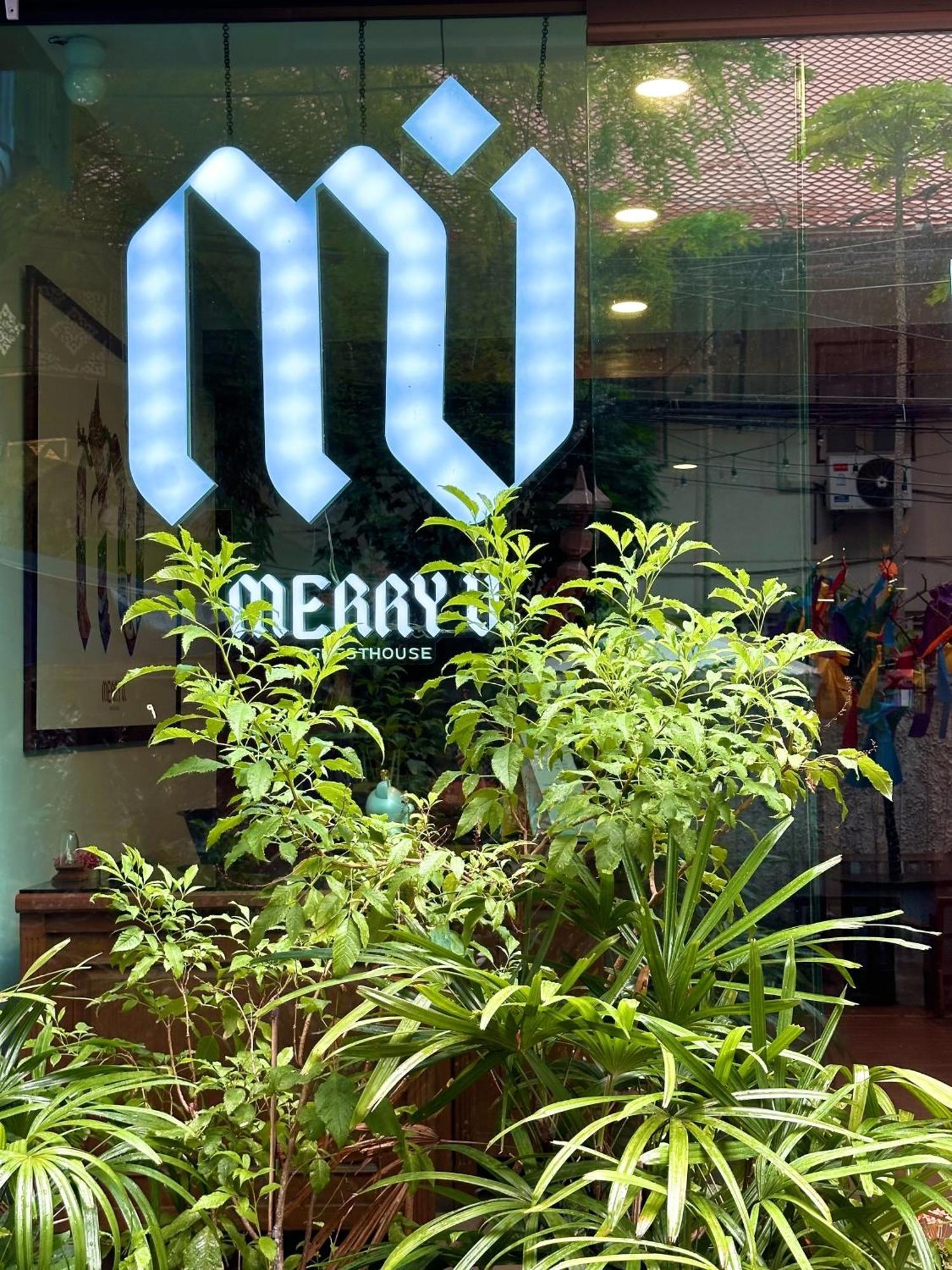 Merry V Guesthouse Bangkok Exterior foto